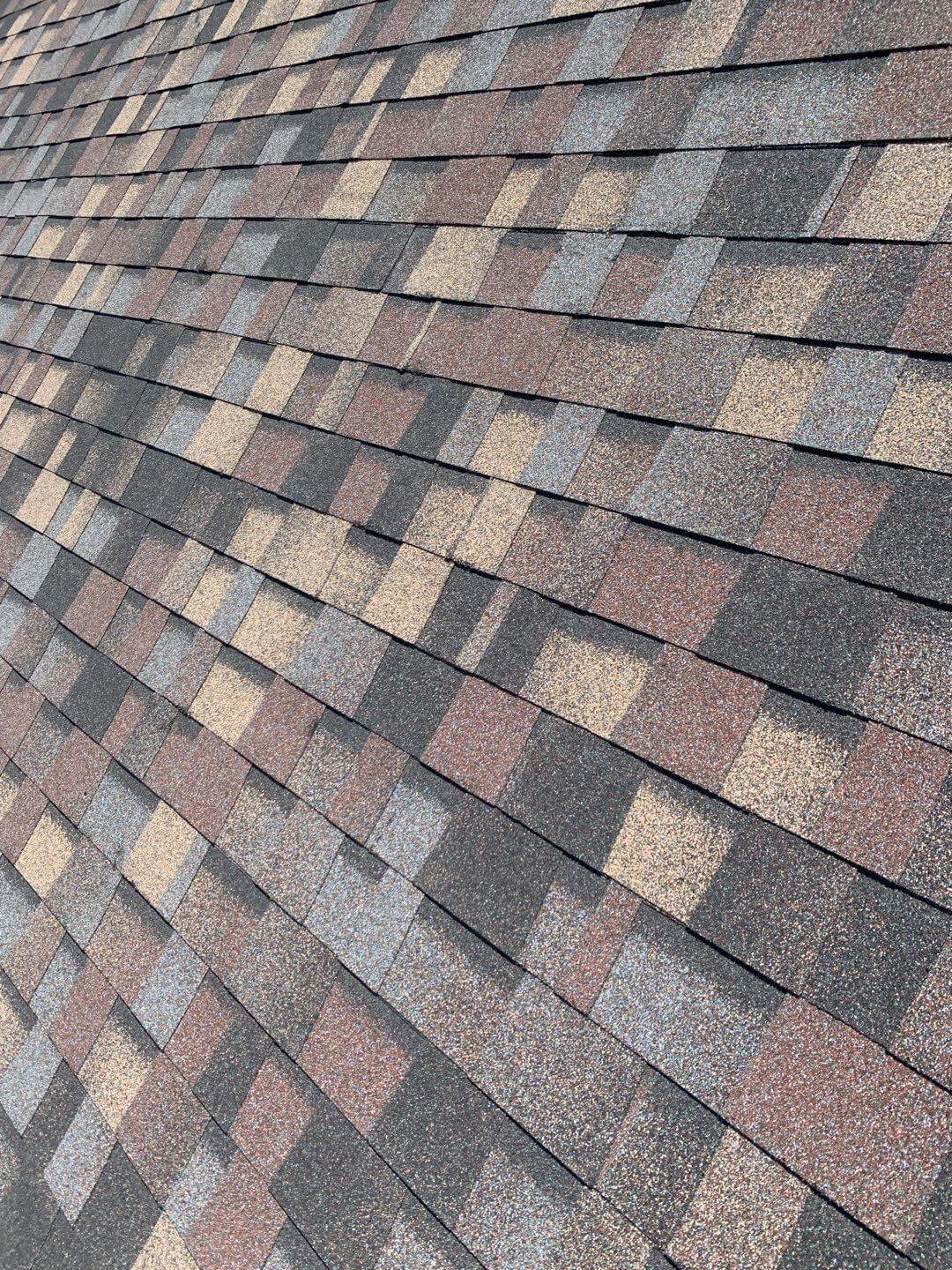 The biggest mistakes when choosing a roof color